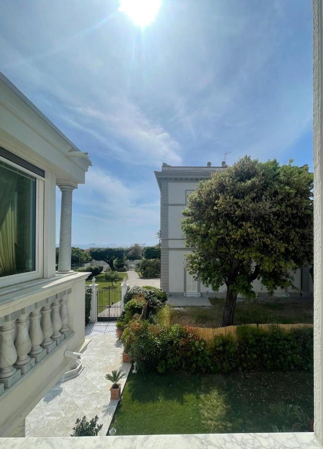 Villa Bianca A Few Steps By The Sea With Exclusive Garden & Jacuzzi Livorno Exteriör bild