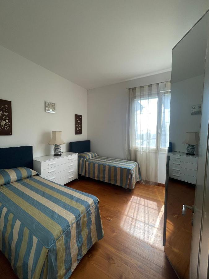 Villa Bianca A Few Steps By The Sea With Exclusive Garden & Jacuzzi Livorno Exteriör bild