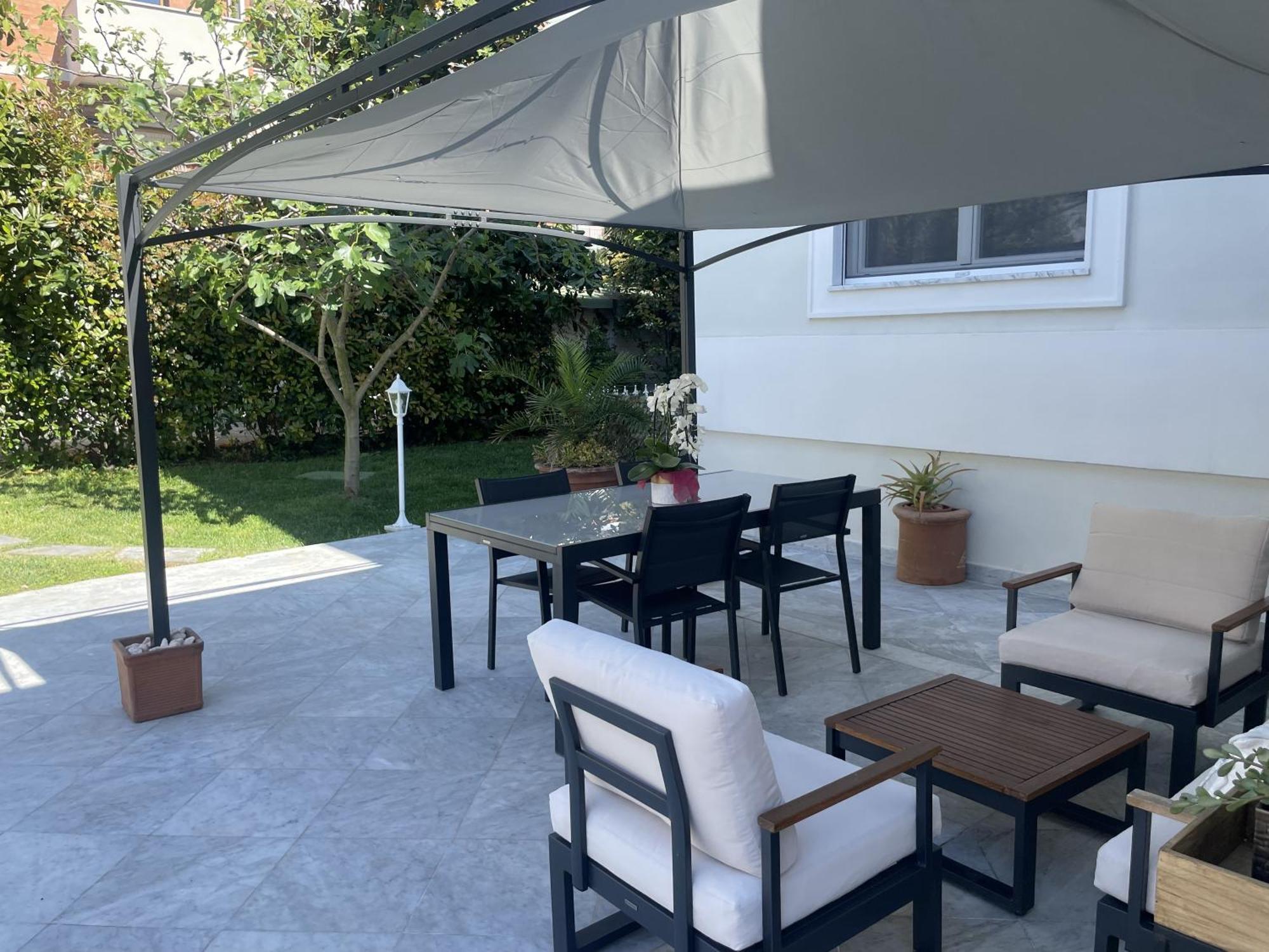 Villa Bianca A Few Steps By The Sea With Exclusive Garden & Jacuzzi Livorno Exteriör bild